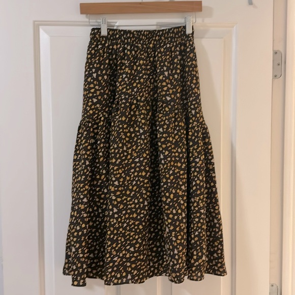 Loft XXSP skirt worn once - Picture 1 of 3